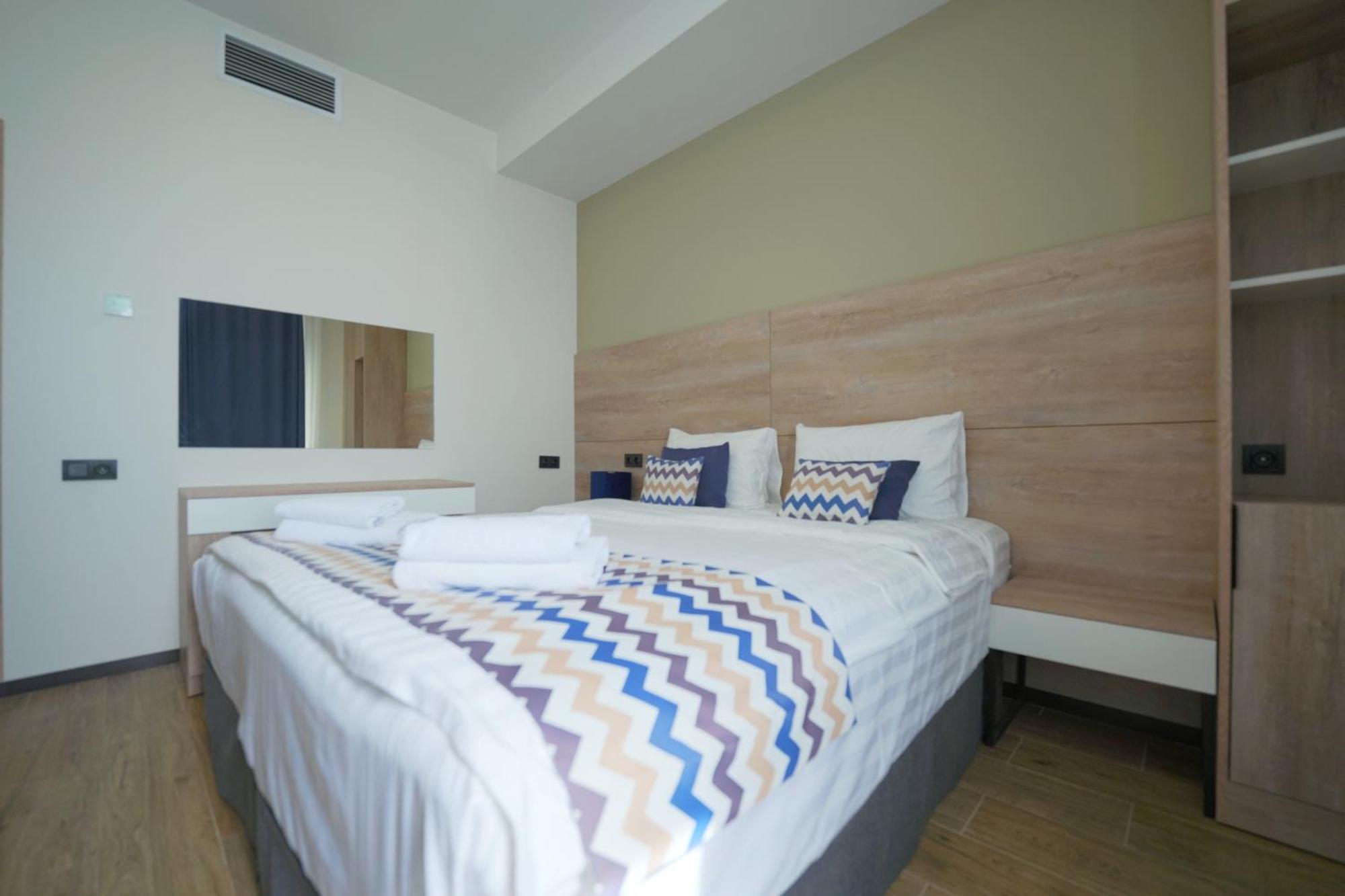 4Guest Hotel Γιερεβάν Εξωτερικό φωτογραφία
