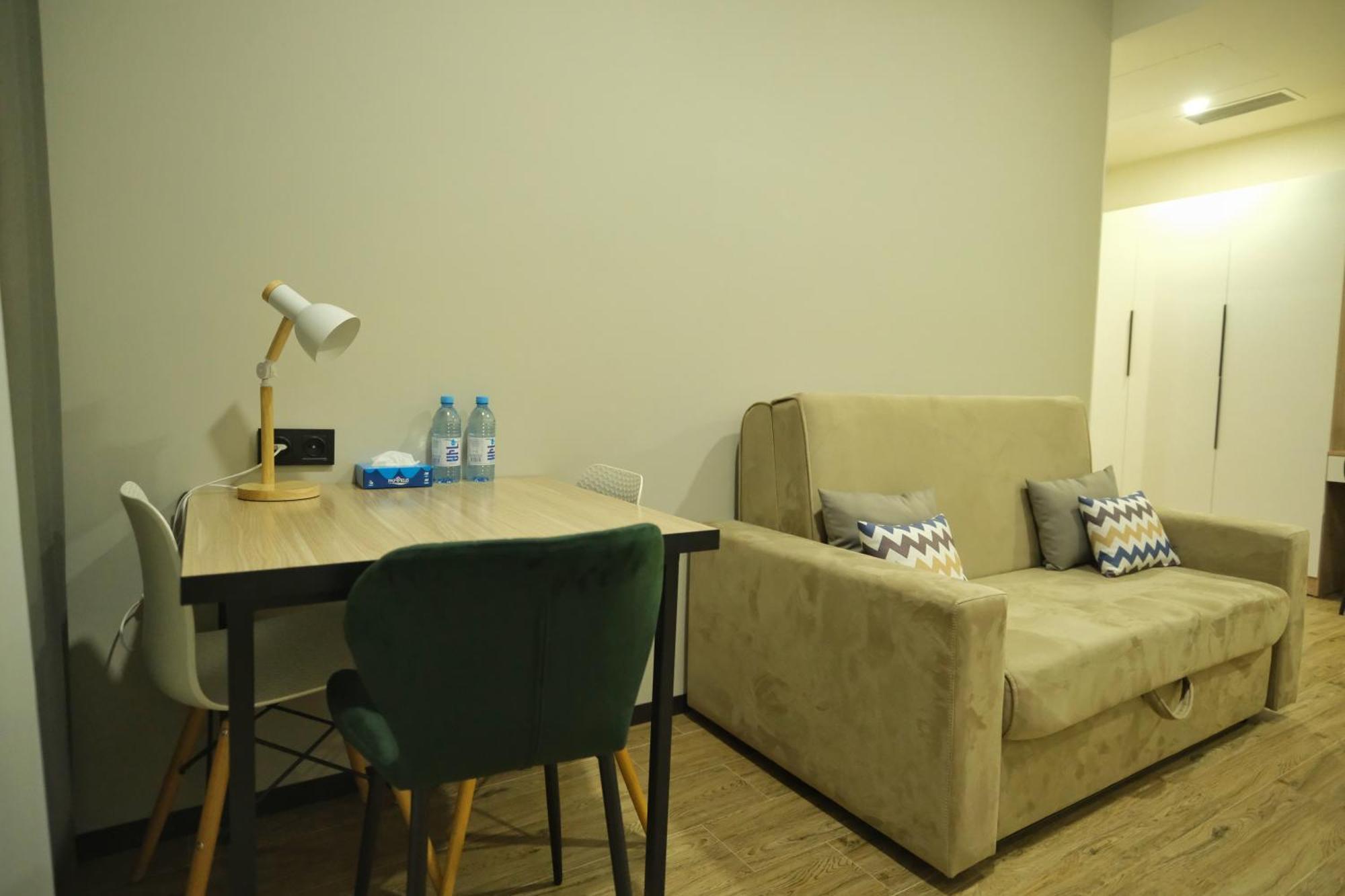 4Guest Hotel Γιερεβάν Εξωτερικό φωτογραφία