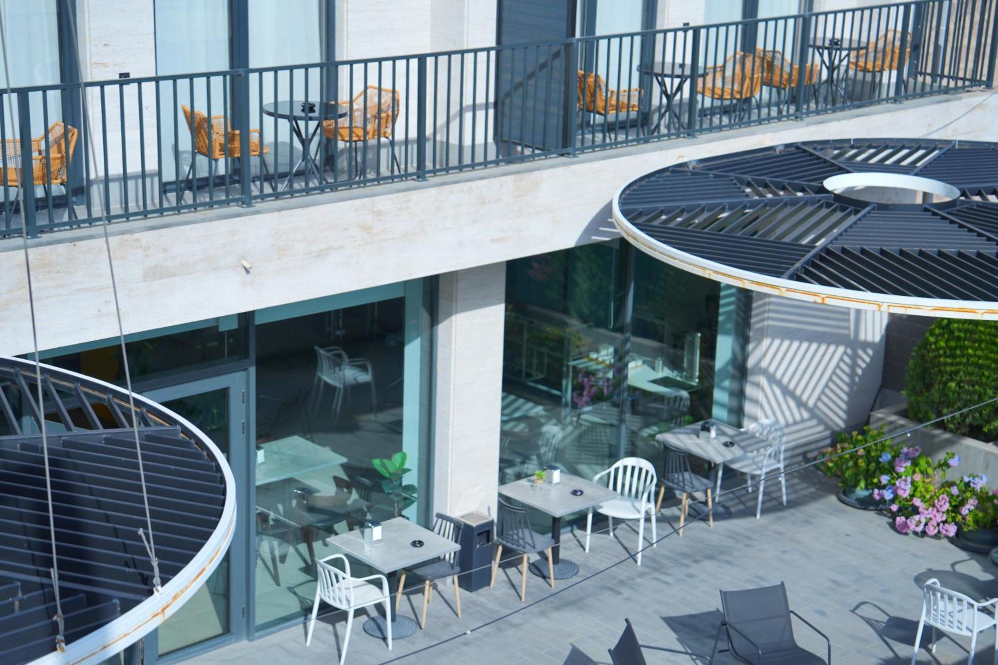 4Guest Hotel Γιερεβάν Εξωτερικό φωτογραφία
