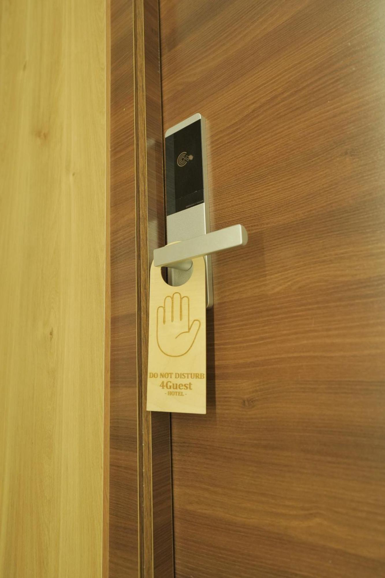 4Guest Hotel Γιερεβάν Εξωτερικό φωτογραφία
